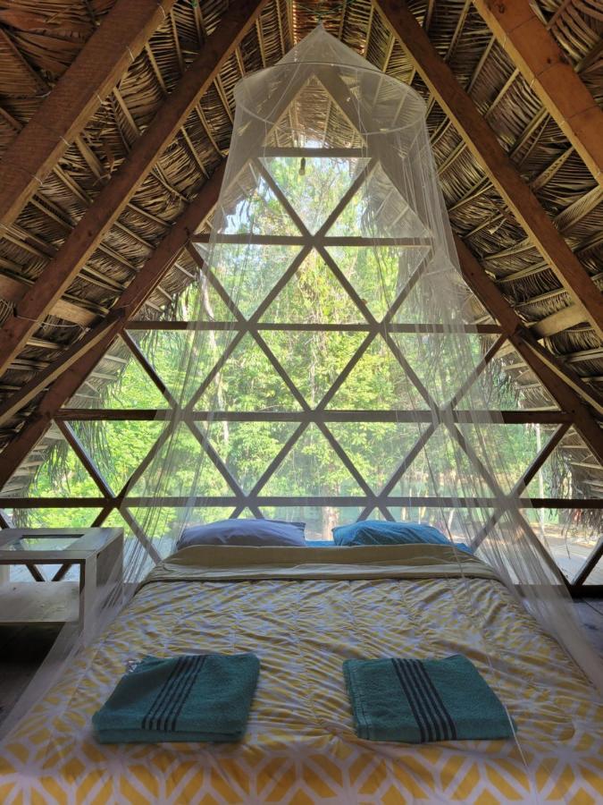 Pachamaya River Hostel Lanquin Bagian luar foto