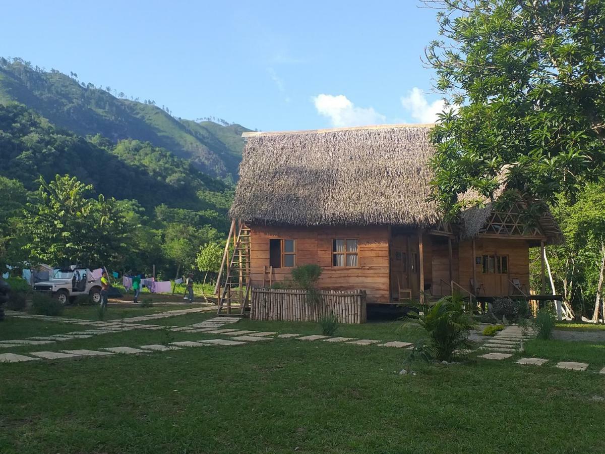 Pachamaya River Hostel Lanquin Bagian luar foto